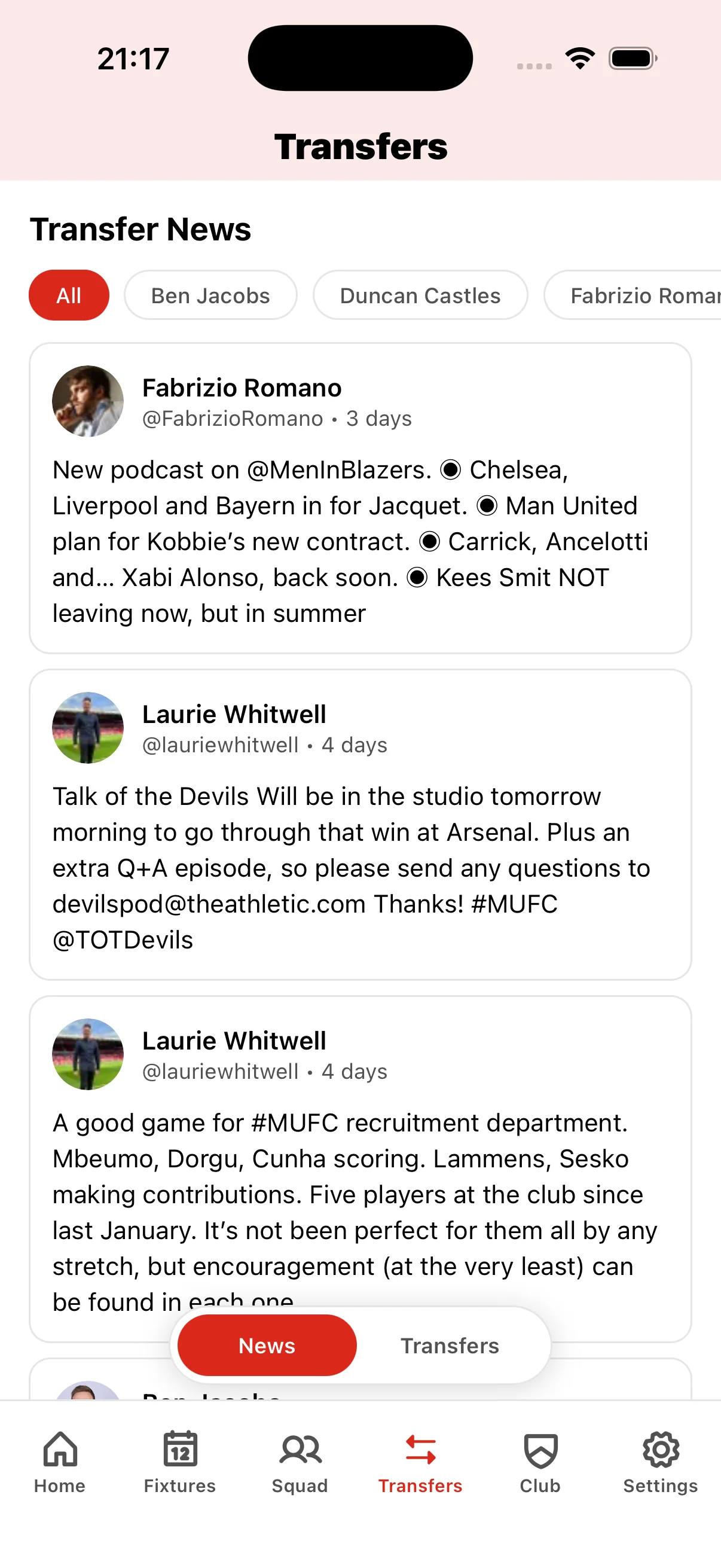 Manchester United transfer window updates with completed signings, reliable rumours from tier 1 journalists, and contract news